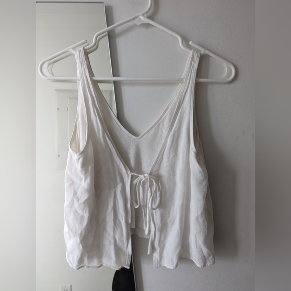 Aritiza shirt bundle - Picture 8 of 9